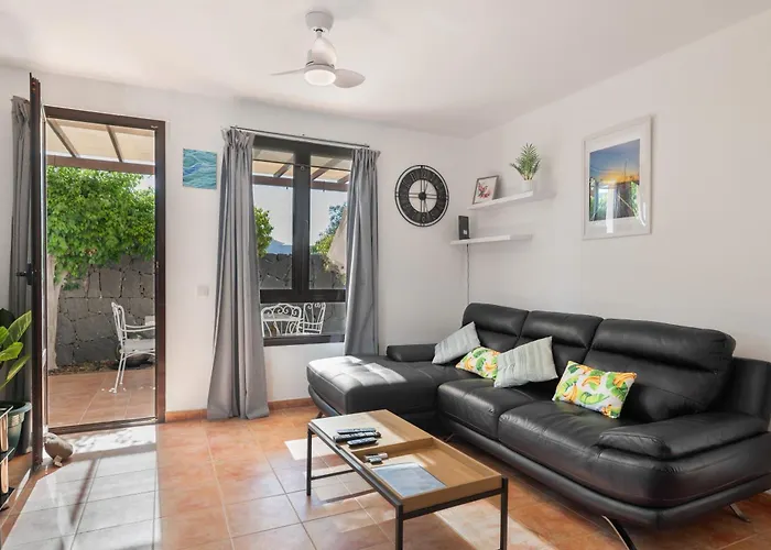 Casa Lunnett Villa *